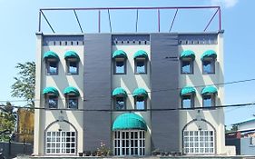 Diviyum Manor